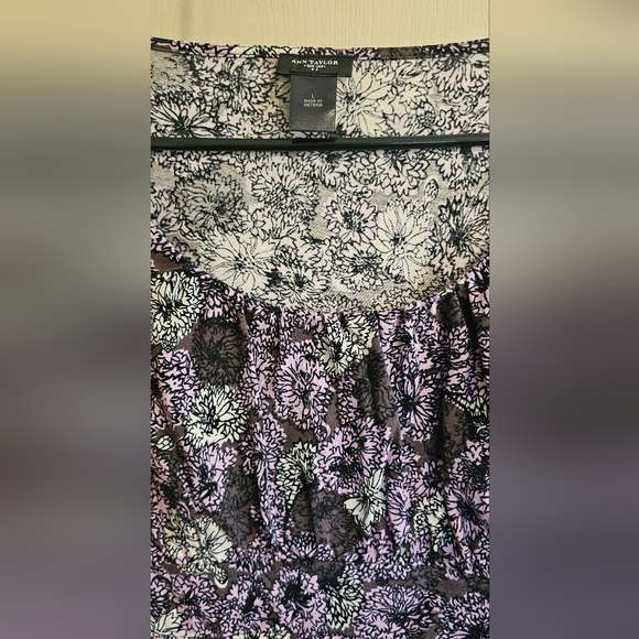 Ann Taylor Large Purple Floral Blouse - Picture 2 of 4